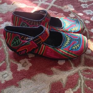 Colorful Mary Jane Embroidered Shoes 38